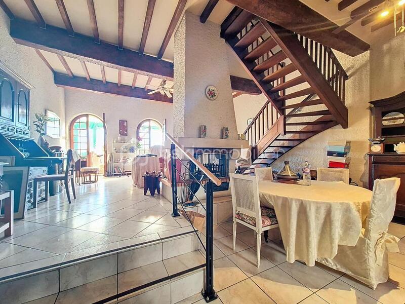 Maison - 140 m² - 4 pièces