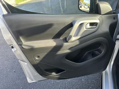 Peugeot Partner Tepee Outdoor 1.6 Hdi 100 Bvm6