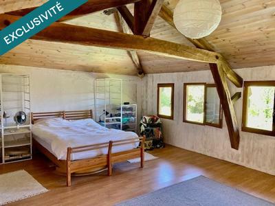 Maison - 335 m² - 10 pièces