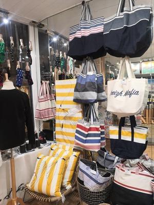 Fonds de commerce - Local commercial - 86 m²