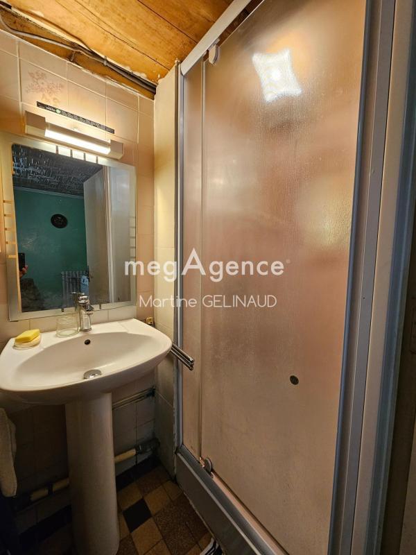 Maison traditionnelle - 88 m² - 4 pièces