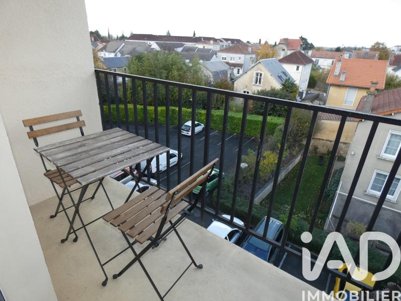 Appartement - 81 m² - 3 pièces