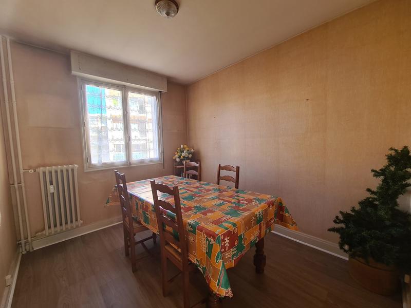 Appartement - 64 m² - 4 pièces