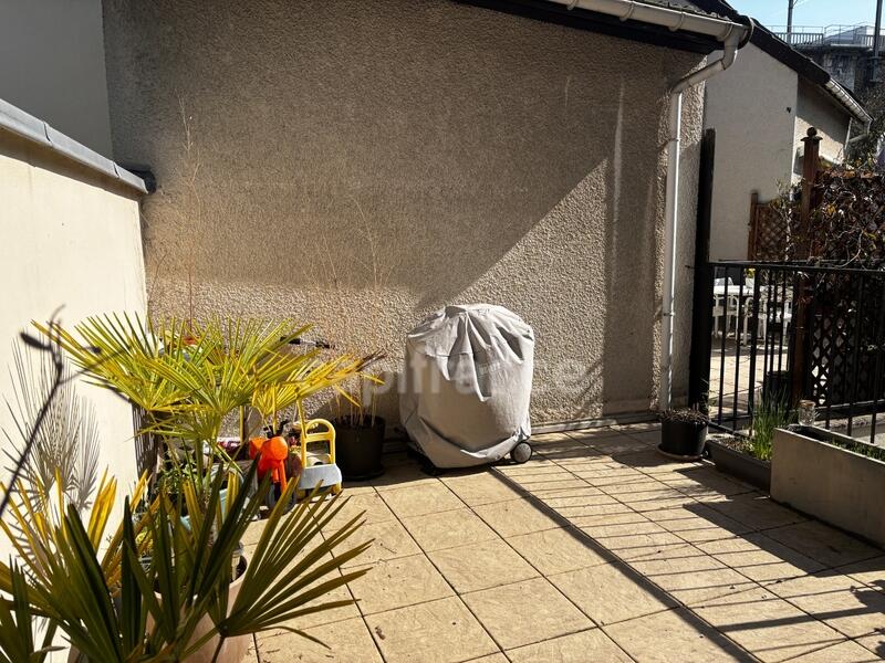 Maison - 138 m² - 6 pièces