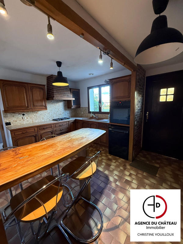 Maison traditionnelle - 95 m² - 4 pièces