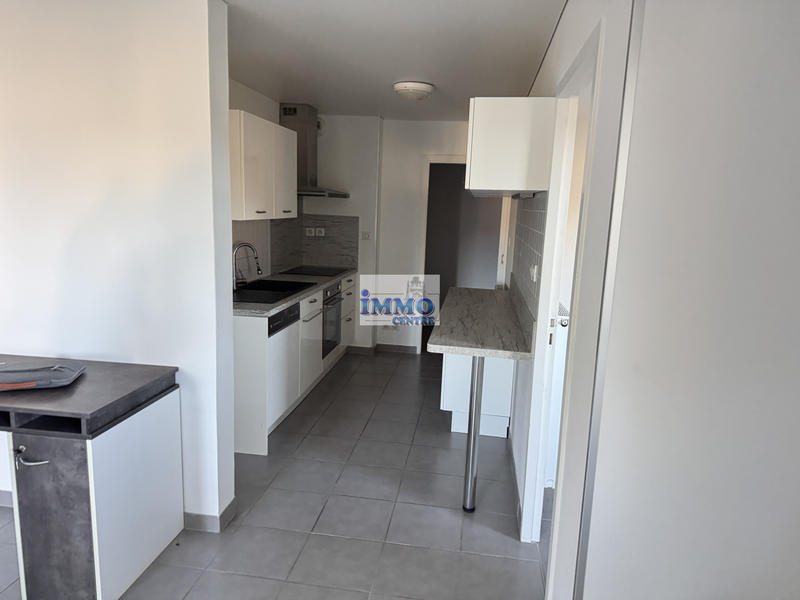 Appartement - 100 m² - 5 pièces