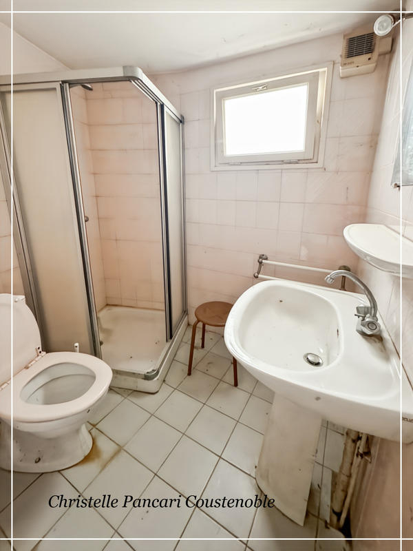 Maison - 157 m² - 8 pièces