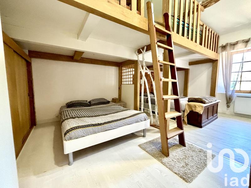 Maison - 248 m² - 8 pièces