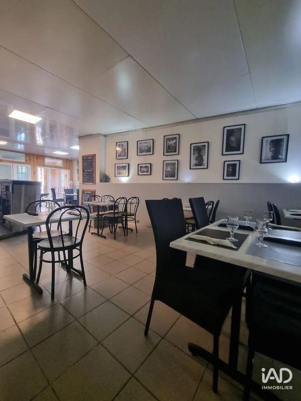 Local commercial - 127 m²