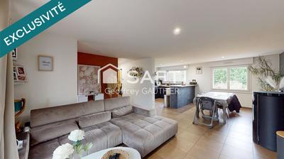 Maison - 101 m² - 5 pièces