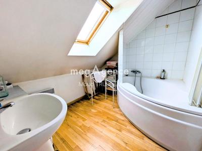 Maison - 153 m² - 7 pièces