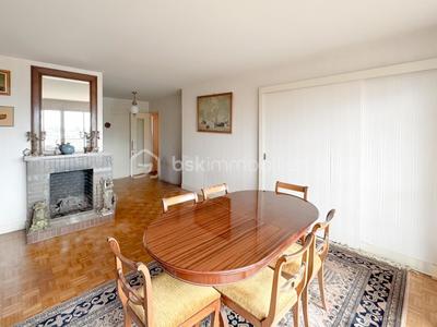 Appartement - 87 m² - 4 pièces