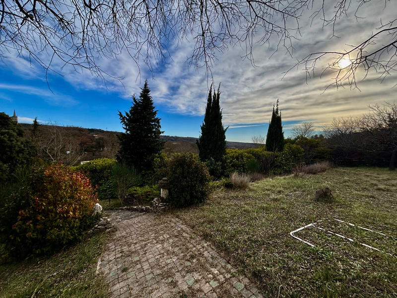 Villa - 95 m² - 5 pièces