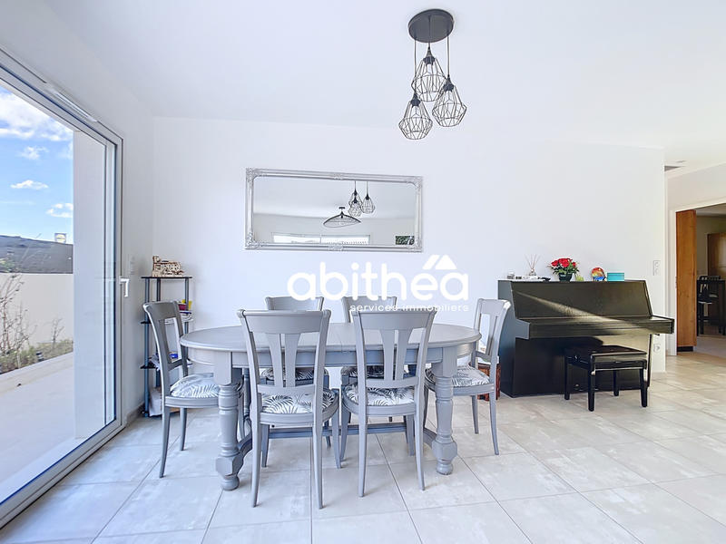 Villa - 120 m² - 4 pièces