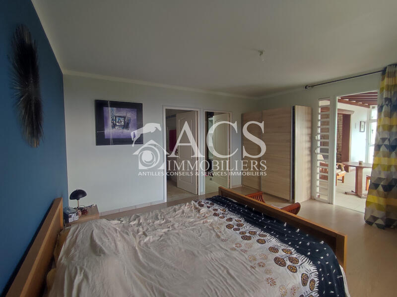 Maison - 134 m² - 5 pièces