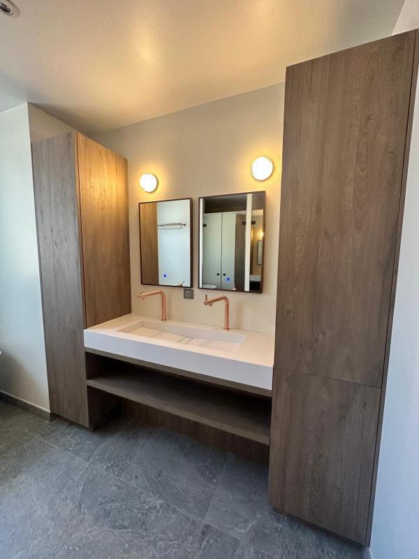 Villa - 353 m² - 8 pièces