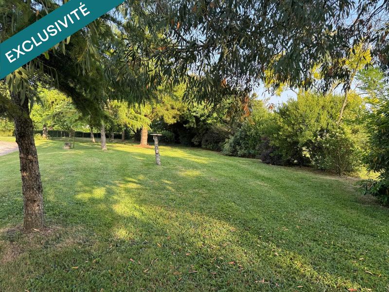 Maison - 216 m² - 7 pièces