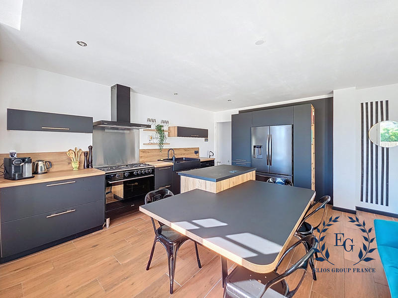 Maison - 103 m² - 3 pièces