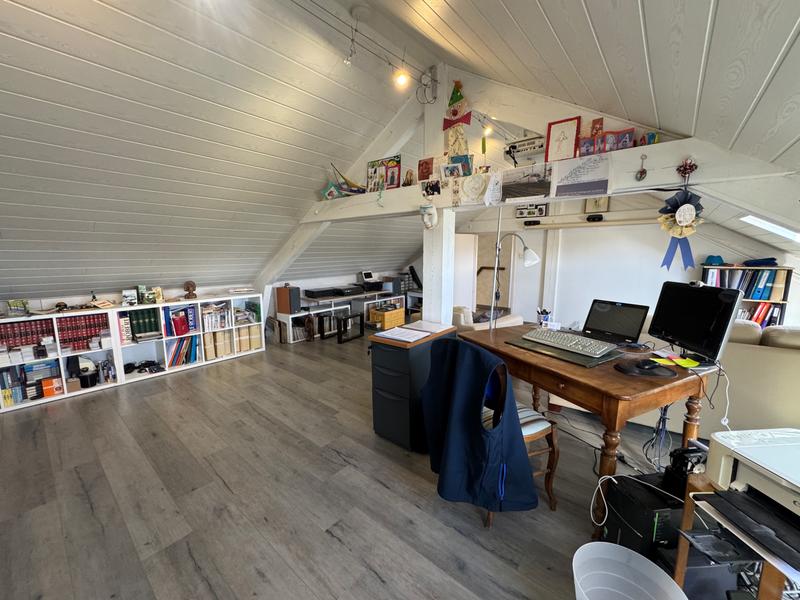 Maison - 145 m² - 6 pièces