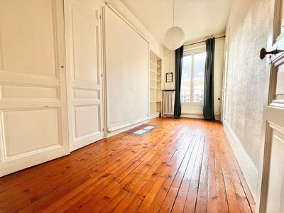 Appartement - 60 m² - 2 pièces