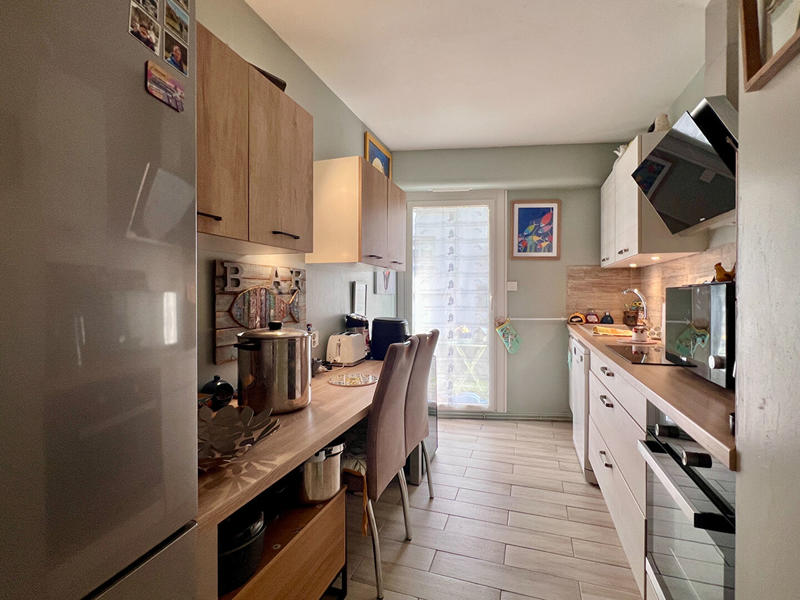 Appartement - 77 m² - 3 pièces