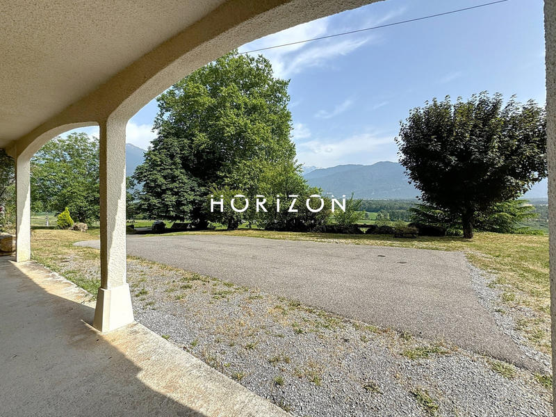 Maison ancienne - 250 m² - 8 pièces