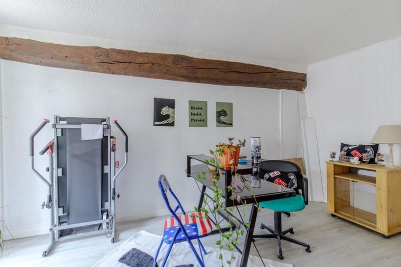 Maison - 210 m² - 9 pièces