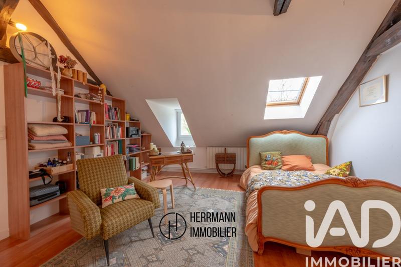 Maison - 300 m² - 8 pièces