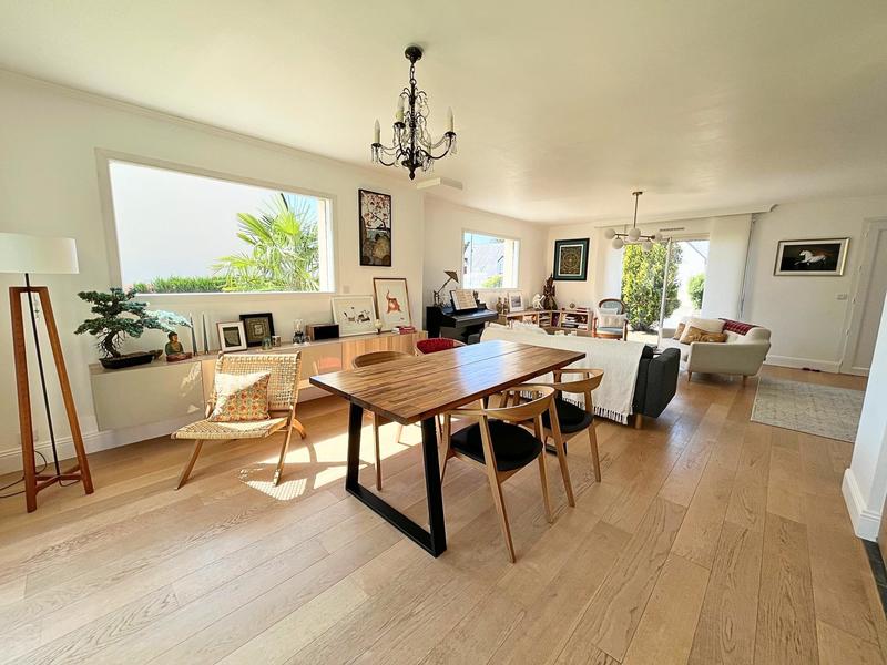 Maison - 153 m² - 6 pièces