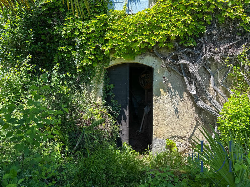 Maison ancienne - 166 m² - 8 pièces