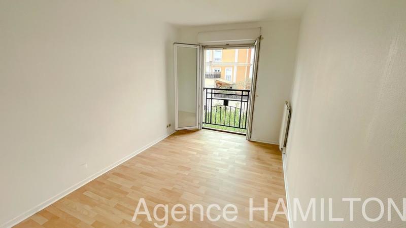 Appartement - 79 m² - 4 pièces