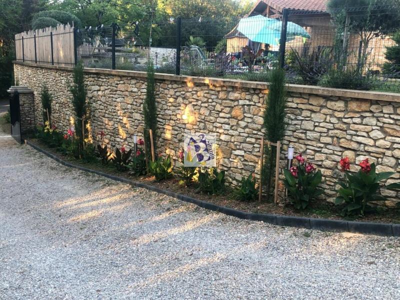 Maison en pierre - 181 m² - 7 pièces