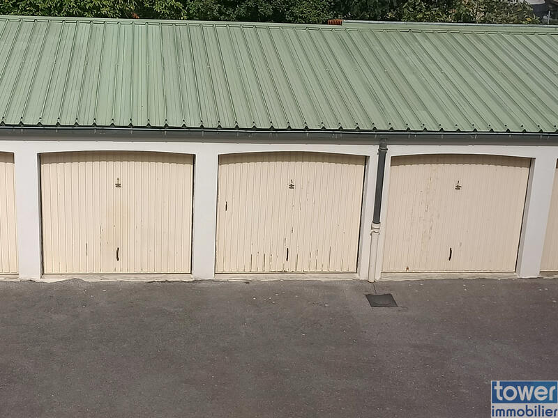 Parking / Garage - 13 m²