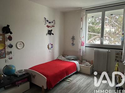 Appartement - 79 m² - 4 pièces