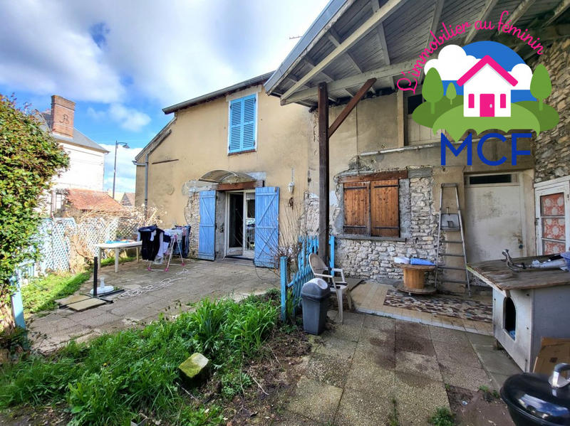 Maison ancienne - 216 m² - 8 pièces