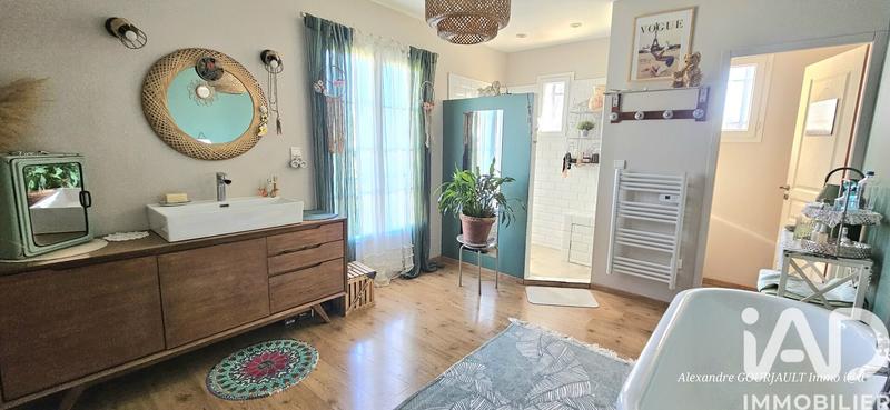 Maison - 170 m² - 6 pièces