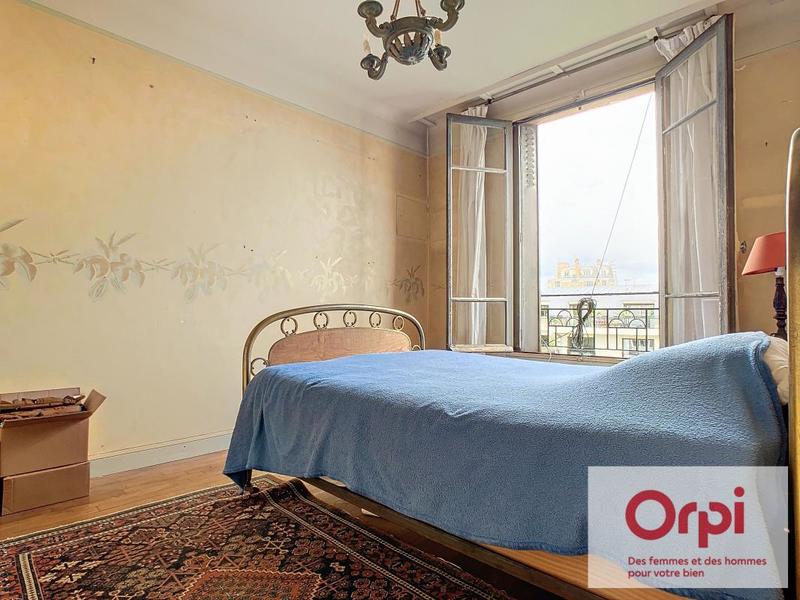 Maison - 198 m² - 6 pièces