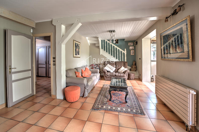 Maison - 103 m² - 5 pièces