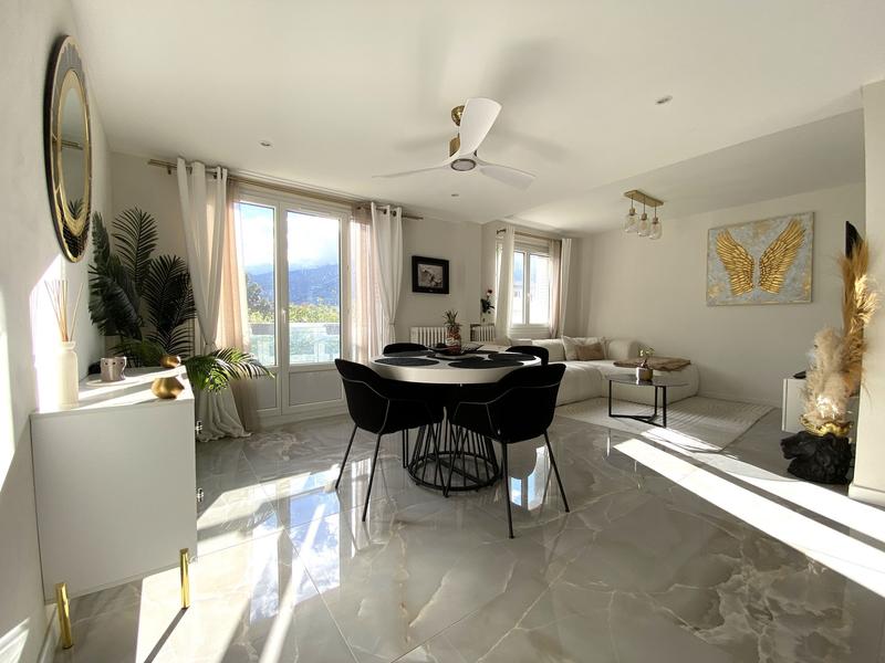 Appartement - 60 m² - 4 pièces