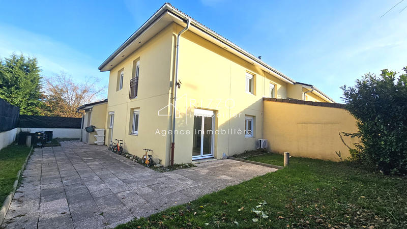 Maison - 97 m² - 4 pièces