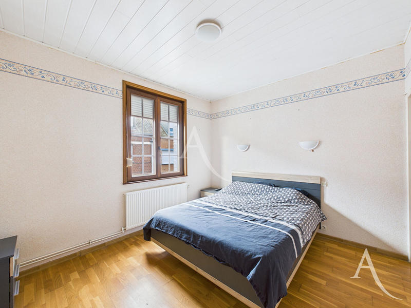 Maison - 101 m² - 5 pièces