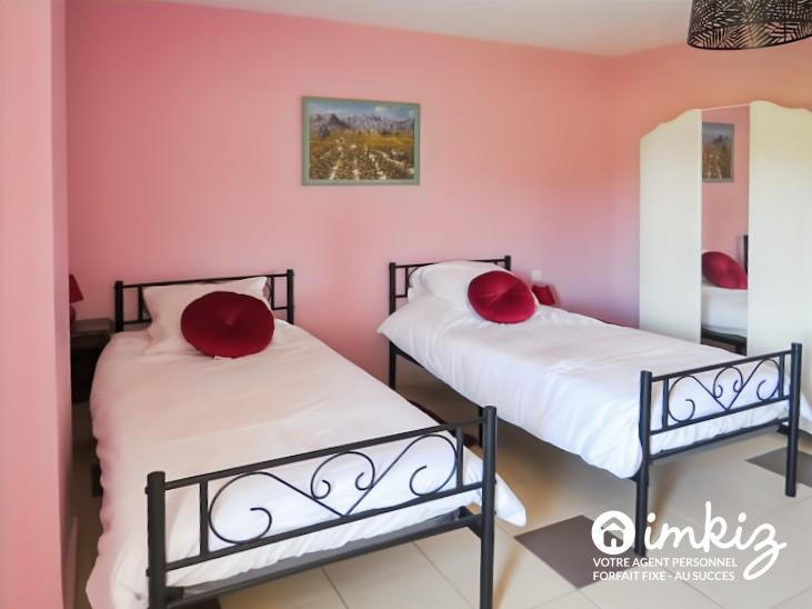 Maison - 358 m² - 14 pièces