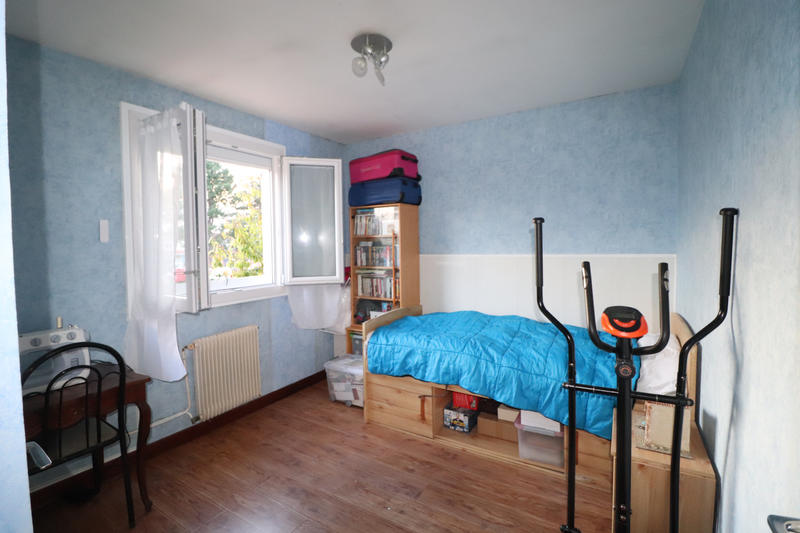 Maison - 95 m² - 4 pièces