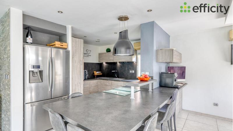 Pavillon - 264 m² - 8 pièces