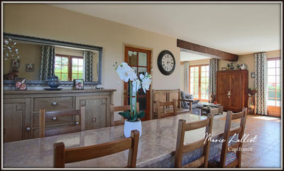 Maison - 194 m² - 7 pièces