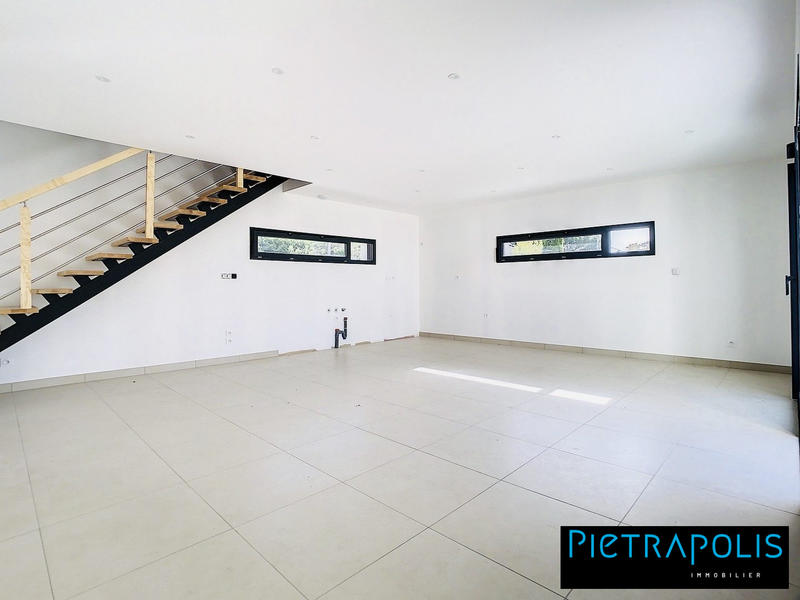 Maison contemporaine - 127 m² - 5 pièces