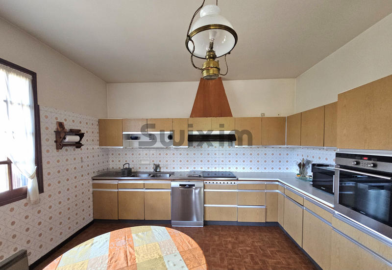 Villa - 267 m² - 11 pièces