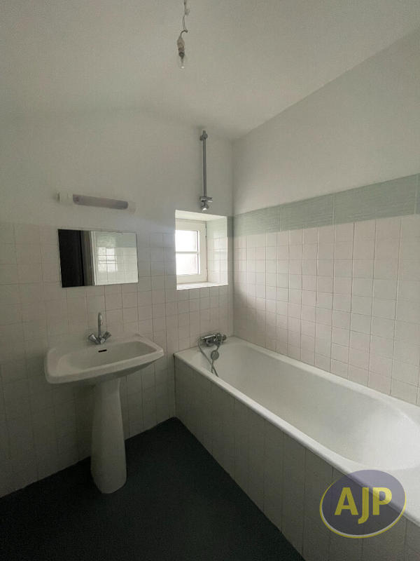 Maison - 67 m² - 2 pièces