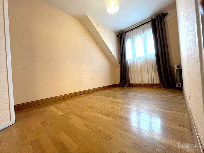 Maison - 76 m² - 4 pièces