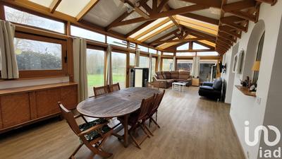 Maison - 176 m² - 8 pièces